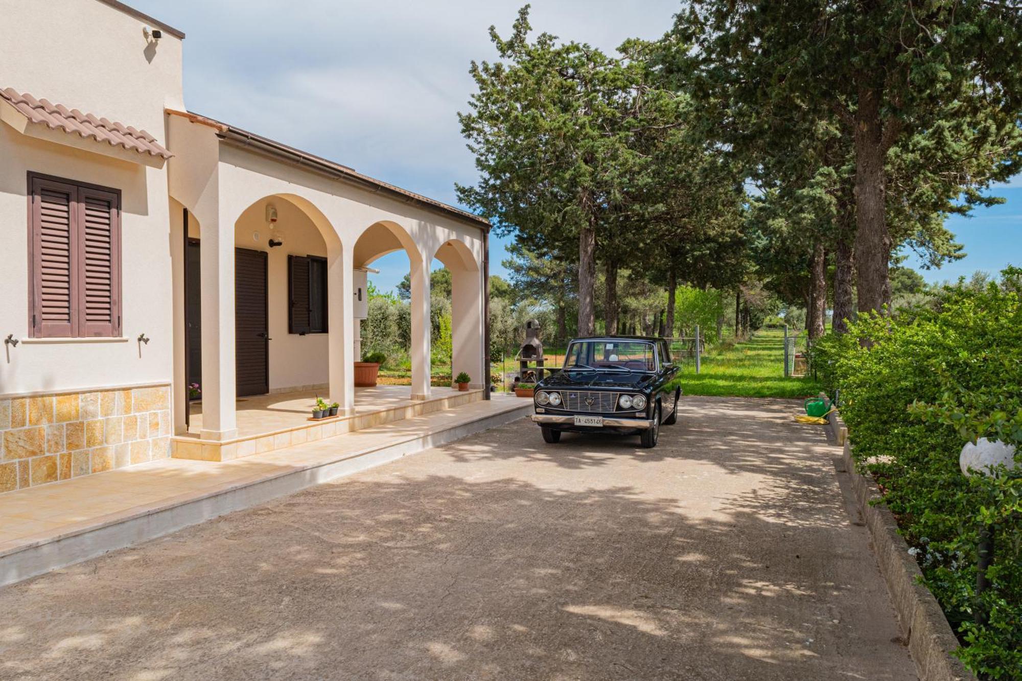 Country Home Crispiano Exterior foto